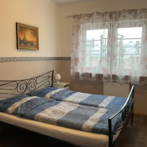 Anna - Monteurzimmer Auberge de jeunesse